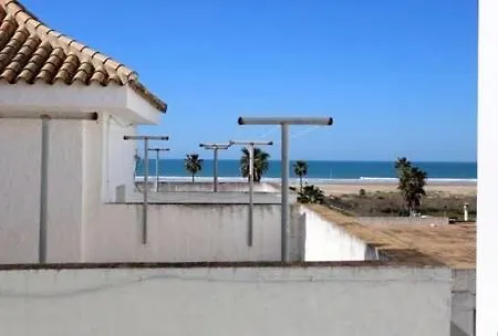 Conil A Pie De Playa Con Amplias Vistas Al Mar Lägenhet